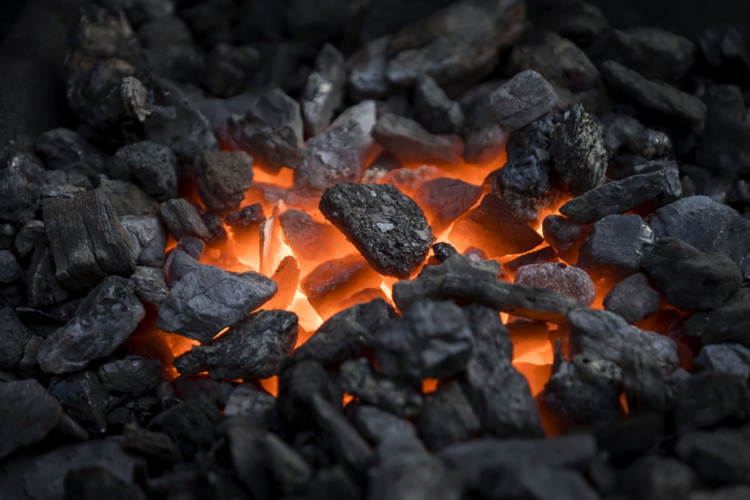 Blacksmiths,Coals,Burning,For,Iron,Work